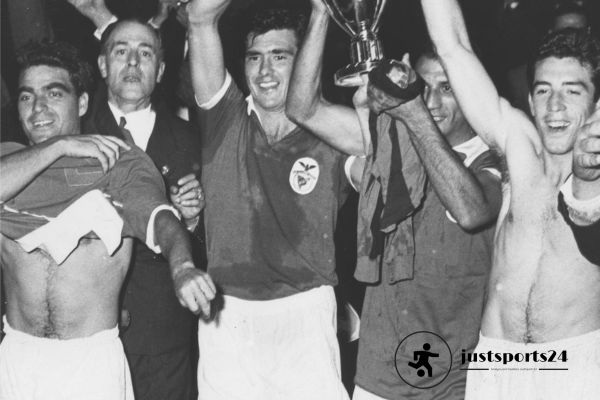 1960/61 UEFA Champions League - Benfica The Rising Star