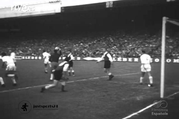 1960/61 UEFA Champions League - Benfica The Rising Stars