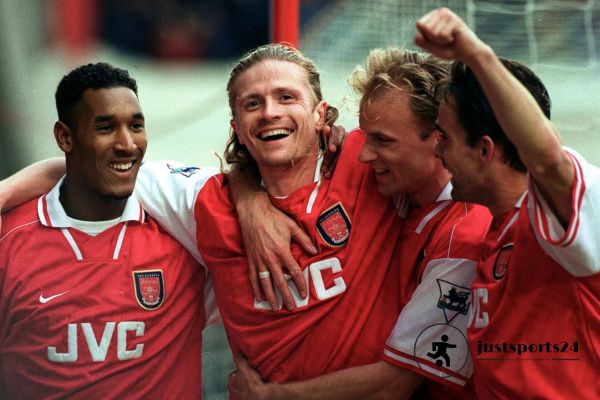 The 2001/02 Premier League Review | Best Season of Arsenal